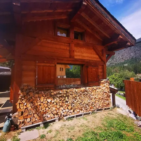 Chalet La Marmotte Au Pieds Des Pistes *